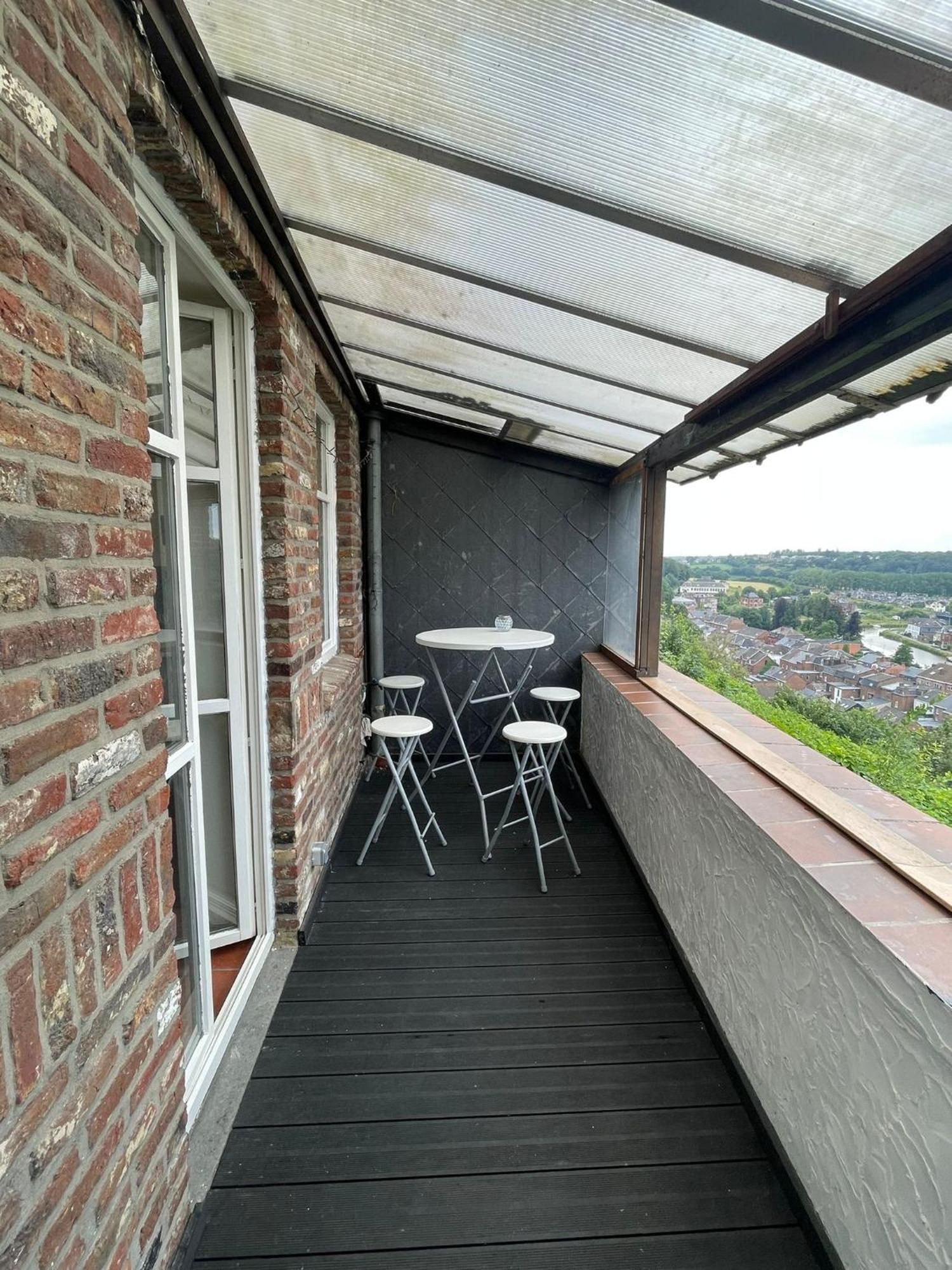 Apartament Au Beffroi Thuin Zewnętrze zdjęcie