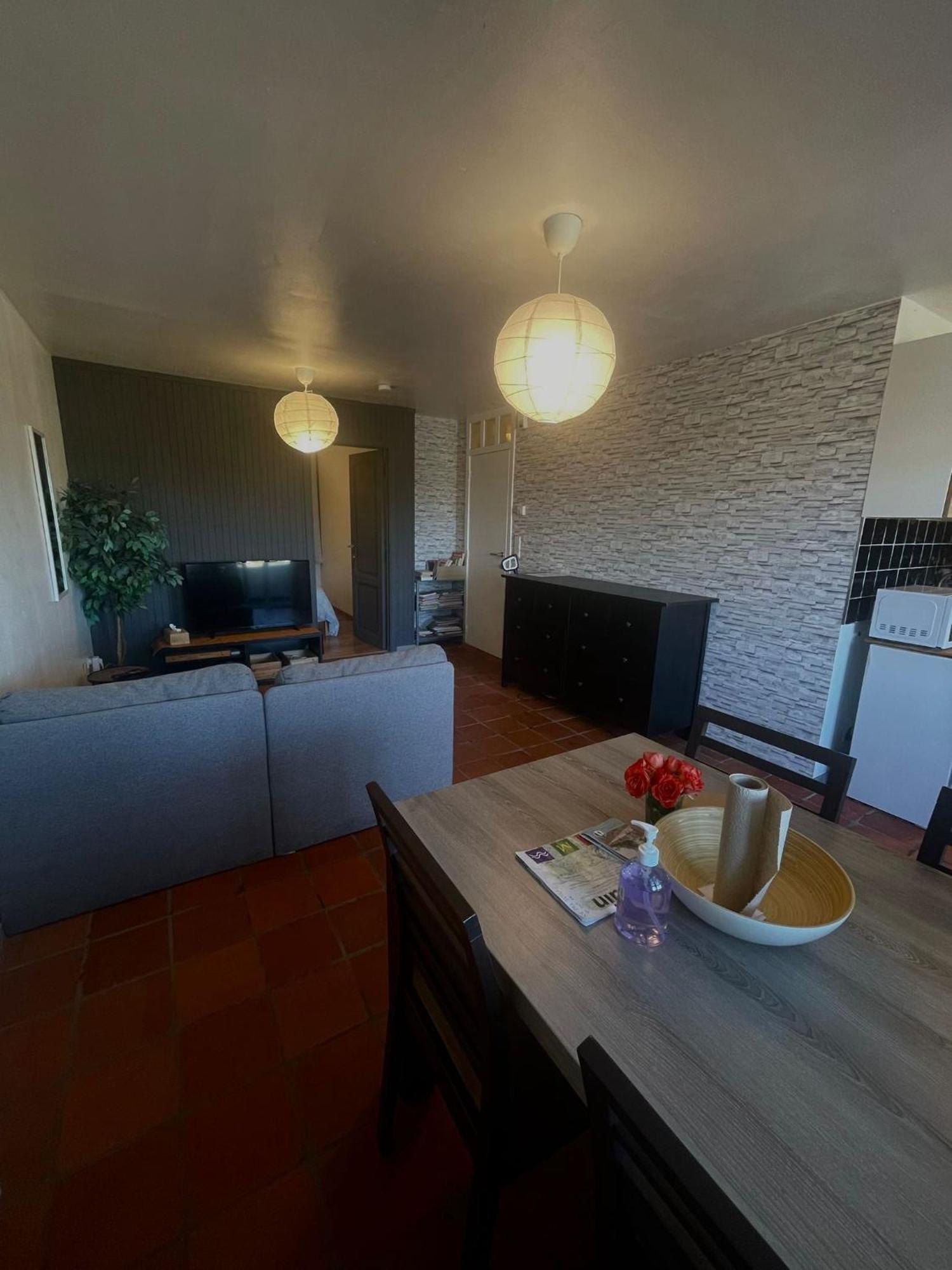 Apartament Au Beffroi Thuin Zewnętrze zdjęcie